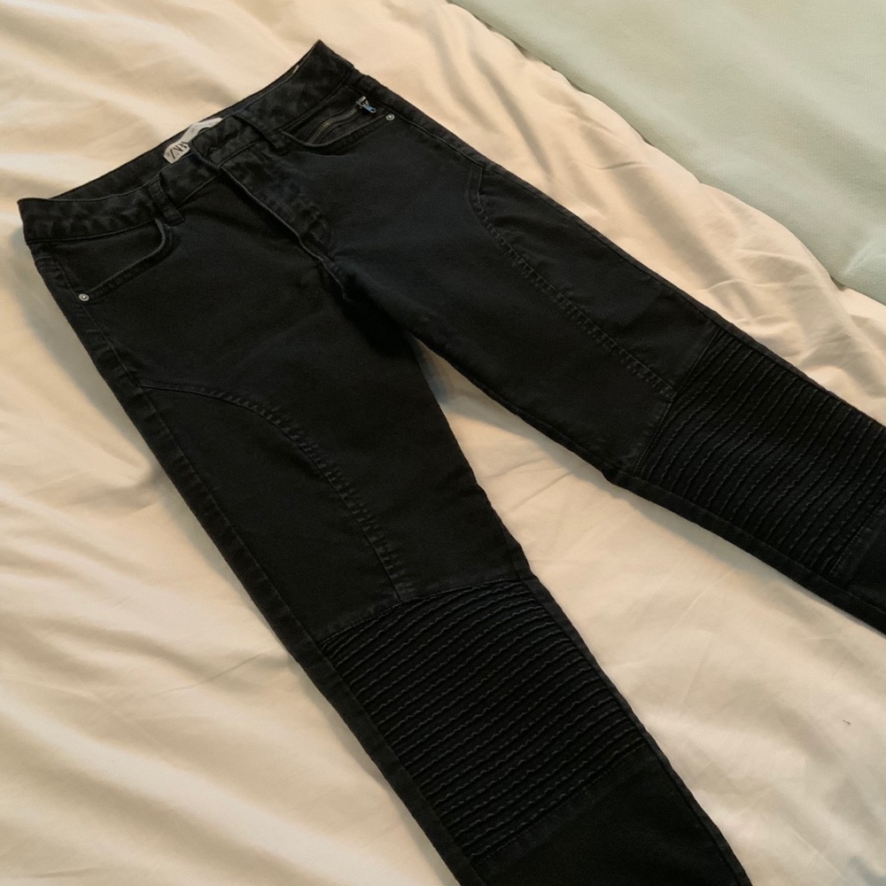 Zara Jeans